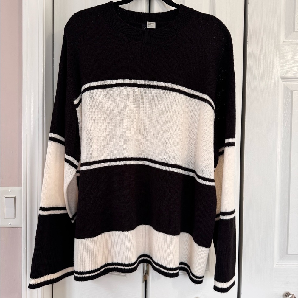 H&M Black and White Striped Sweater